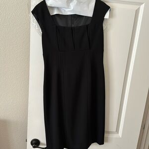 Size 8 Calvin Klein midi dress in EUC